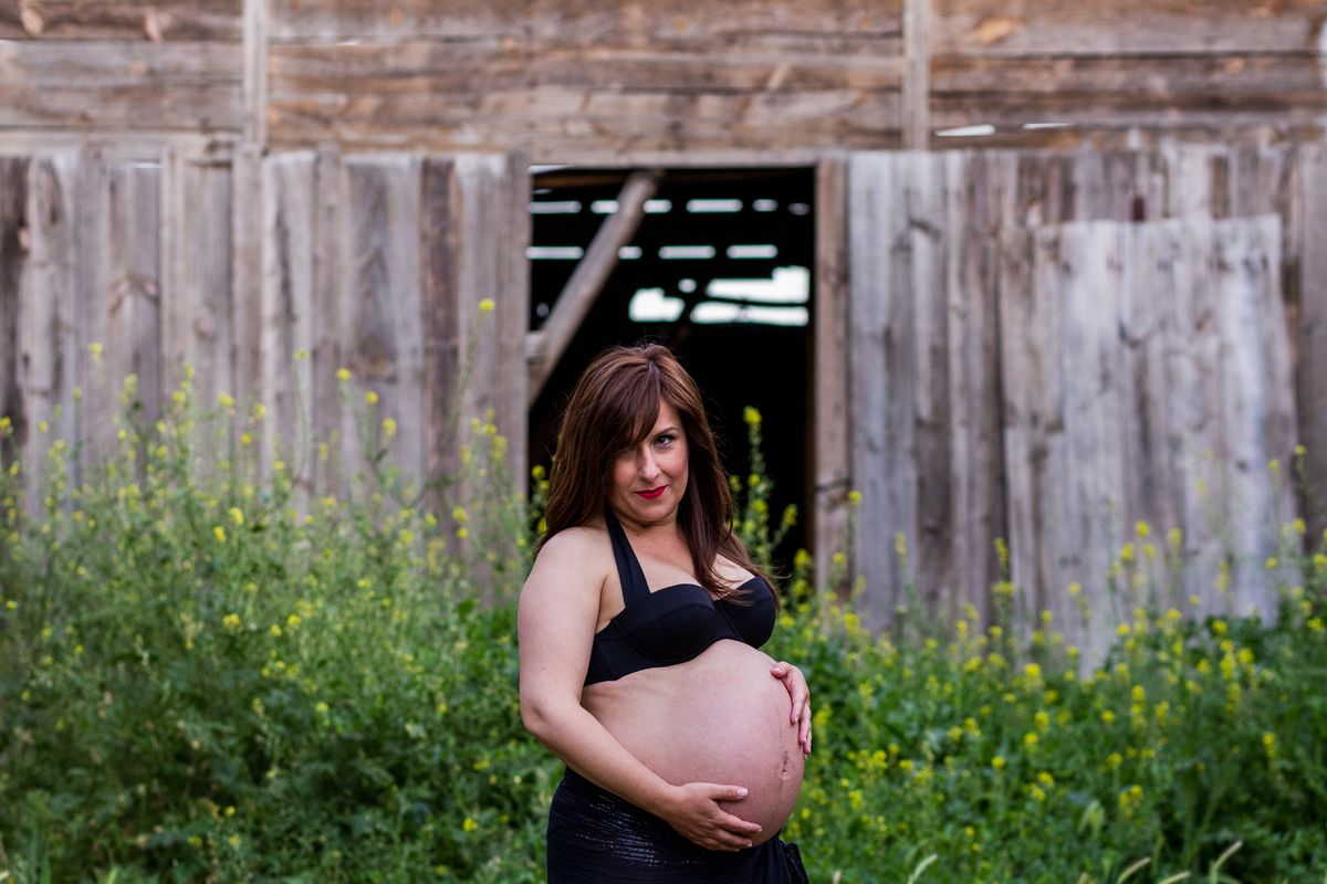 Fotógrafo de embarazo en Granada - Sergio Aguayo